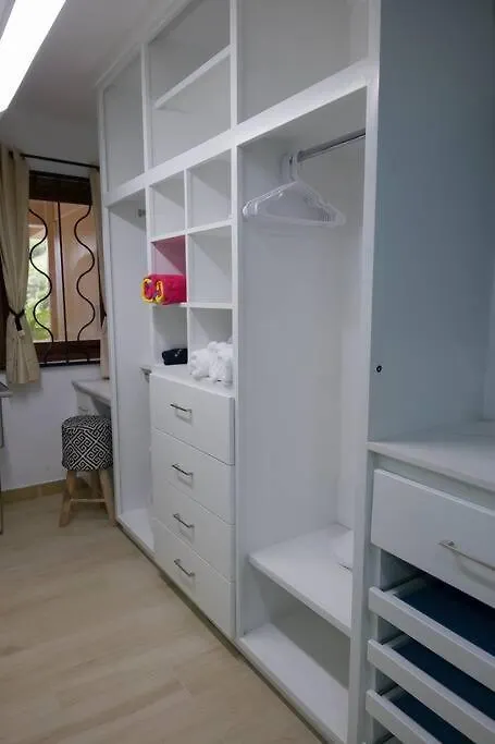 Cascade Mountain View Oasis Apartment Port of Spain